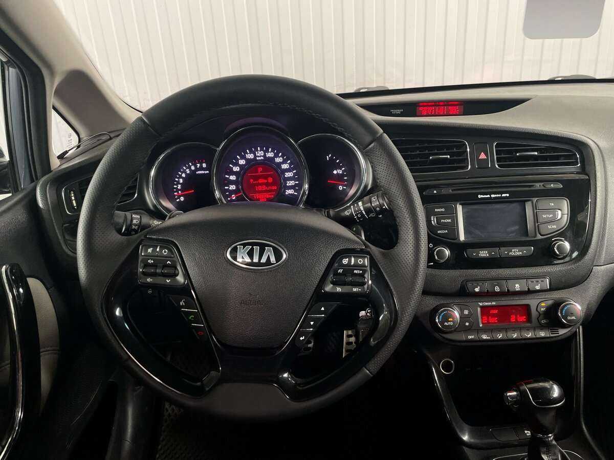 Kia Ceed 2013 года с пробегом. Фото: #9
