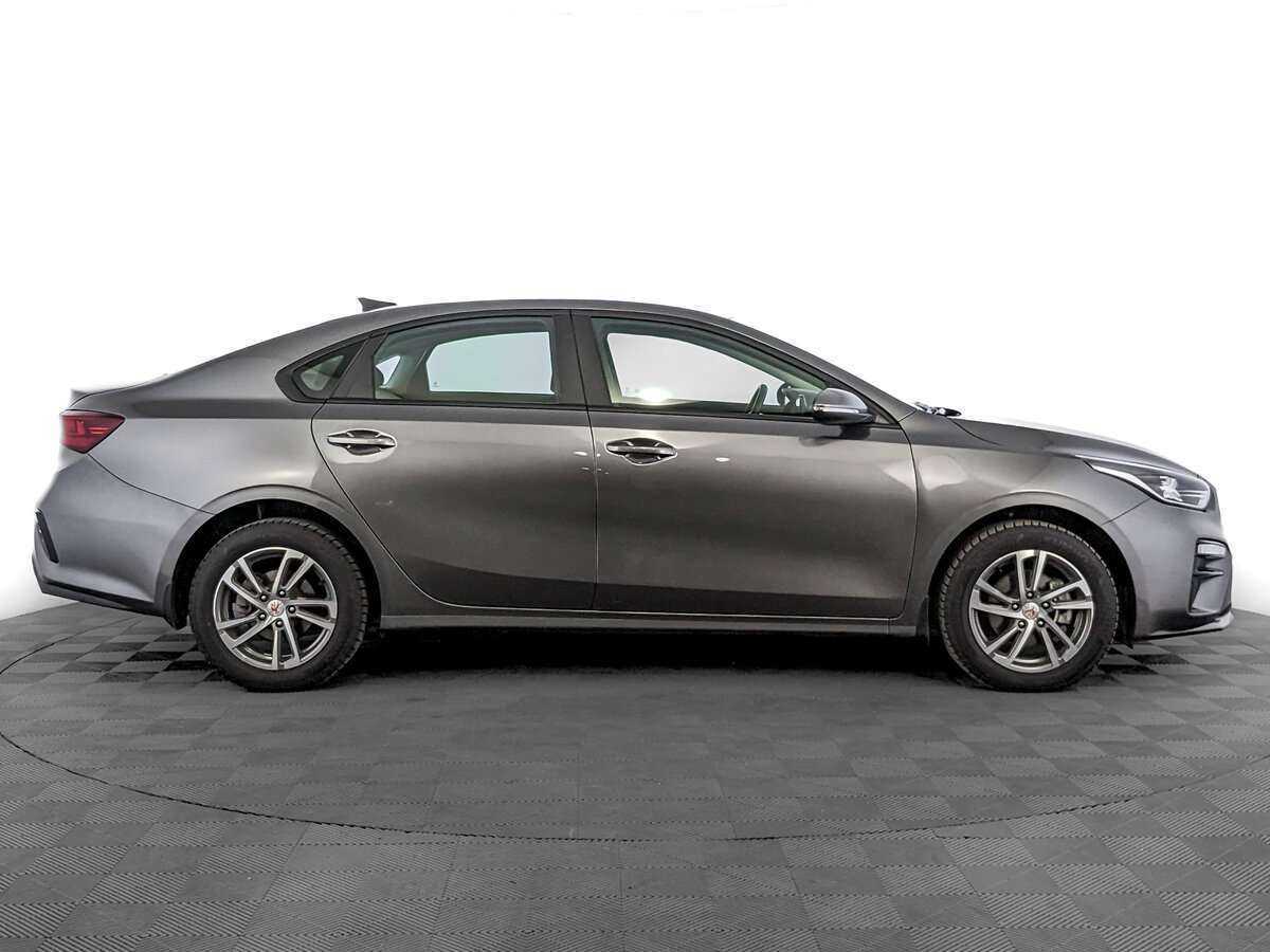 Kia Cerato 2021 года с пробегом. Фото: #3