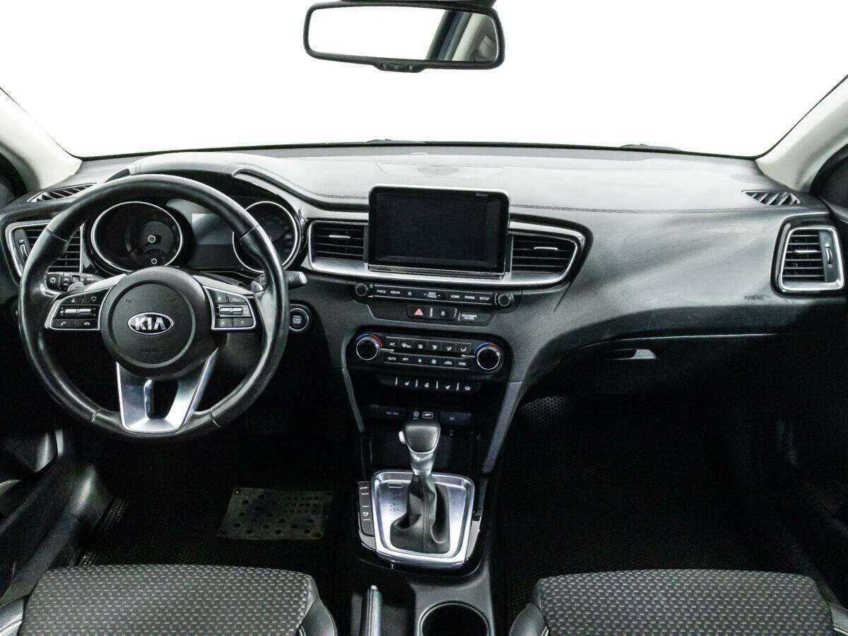Kia Ceed 2019 года с пробегом. Фото: #12
