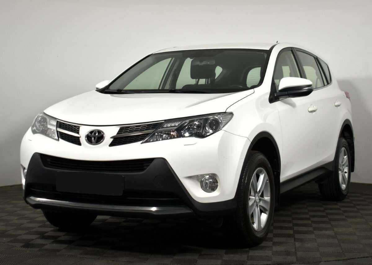 Toyota RAV4 2013 года с пробегом. Фото: #0