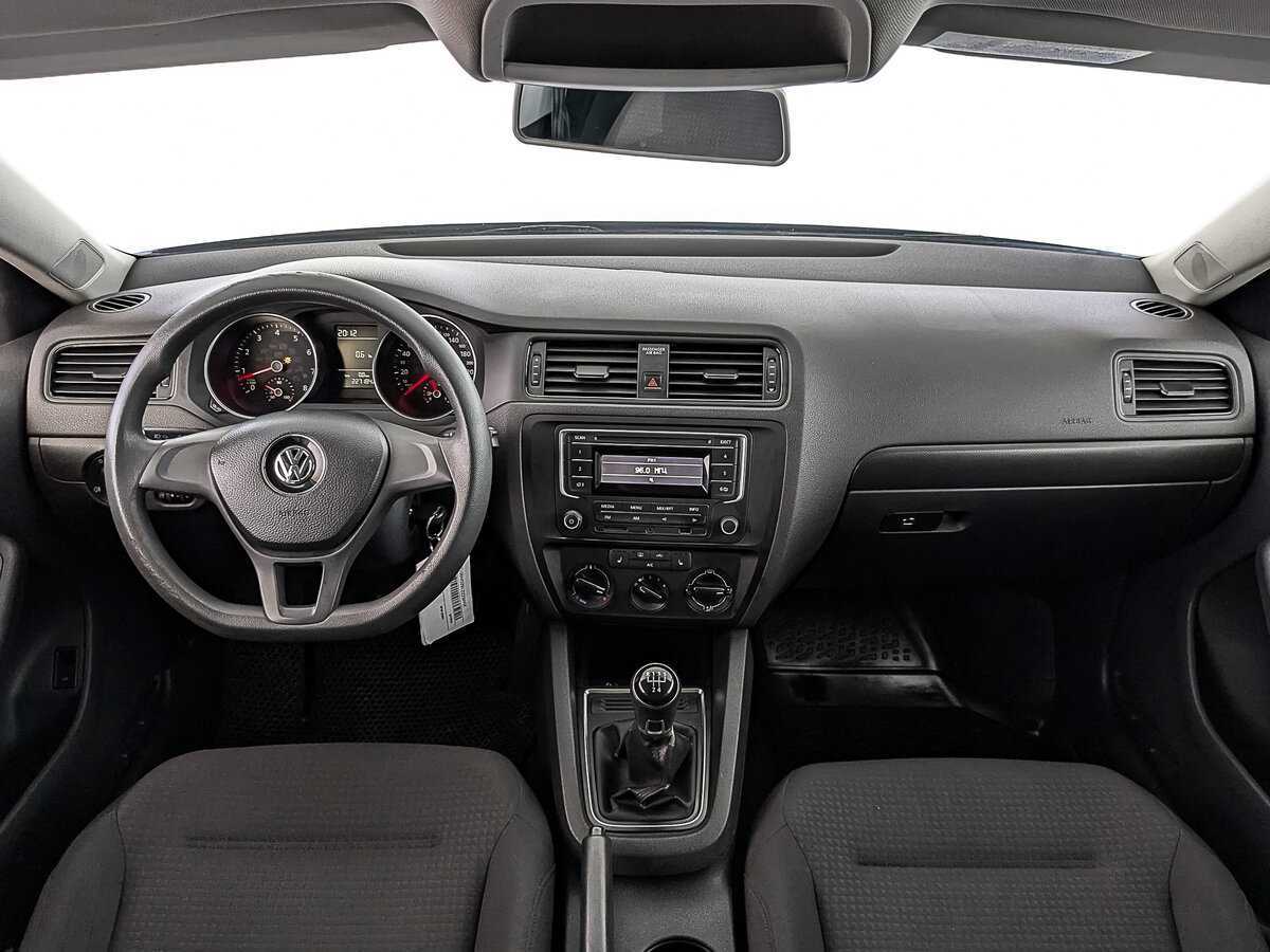 Volkswagen Jetta 2016 года с пробегом. Фото: #13