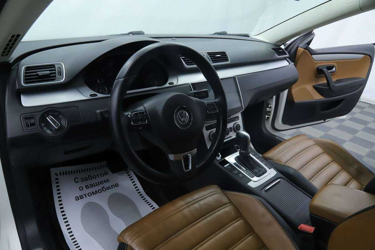 Volkswagen Passat CC 2013 года с пробегом. Фото: #8