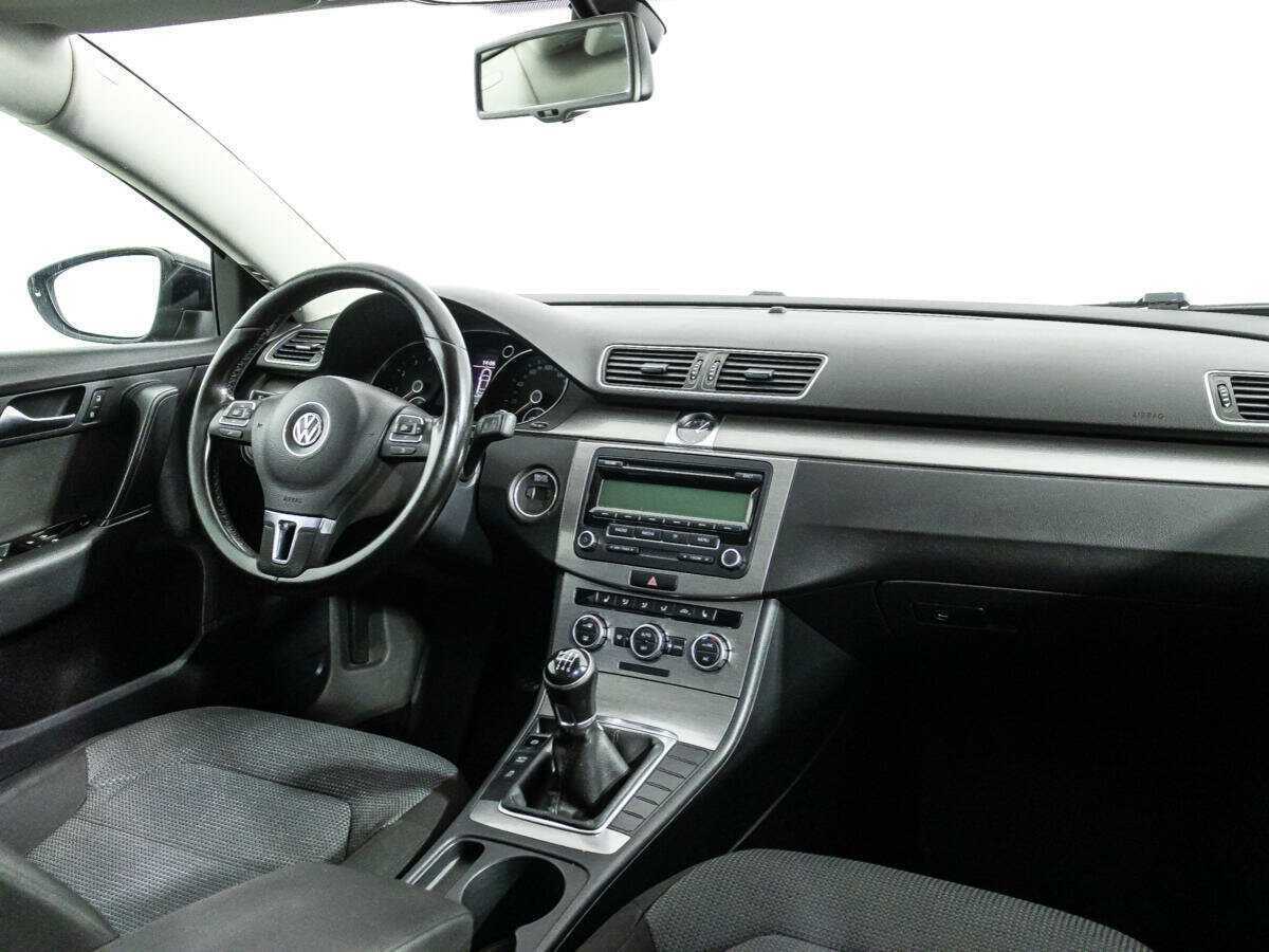 Volkswagen Passat 2013 года с пробегом. Фото: #8