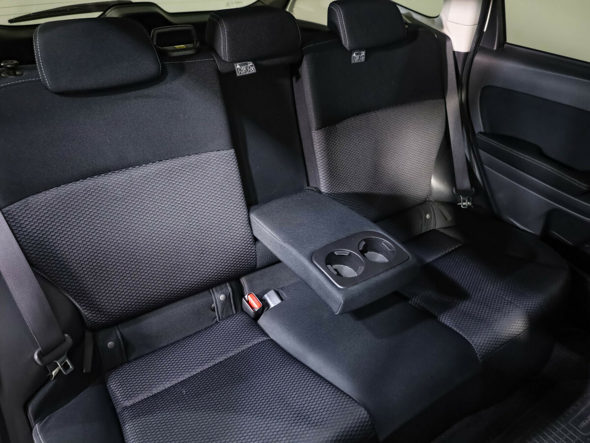 Subaru Forester 2014 года с пробегом. Фото: #22