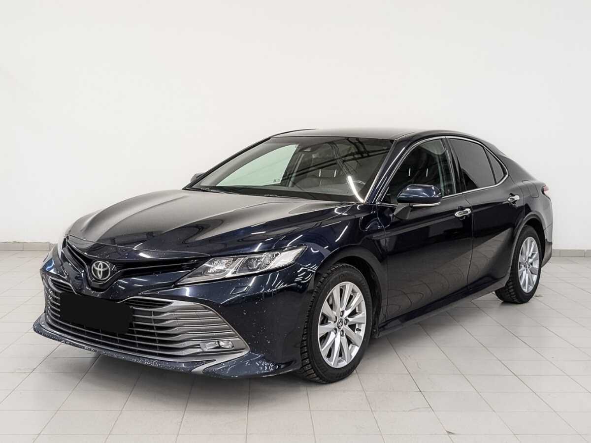 Toyota Camry 2018 года с пробегом. Посмотреть фото