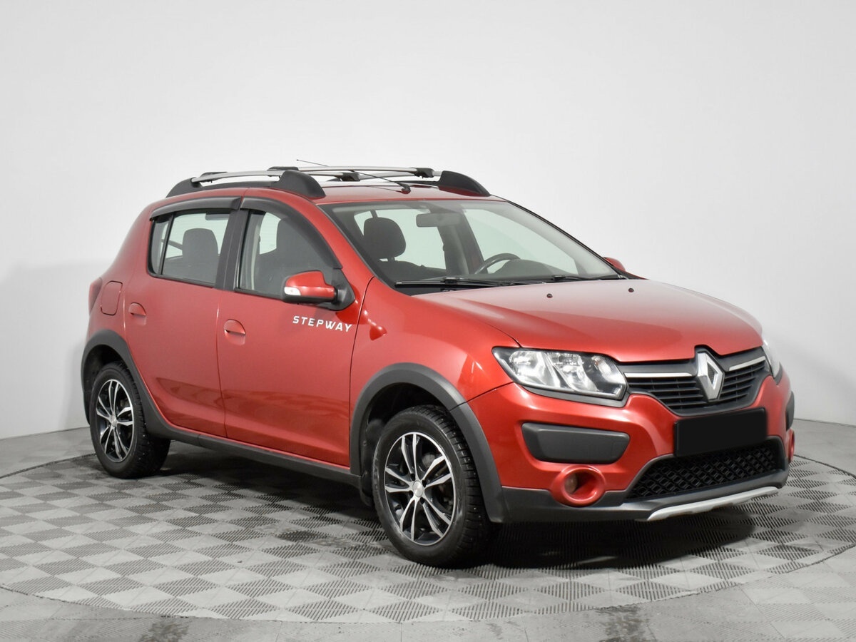 Renault Sandero 2016 года с пробегом. Фото: #2