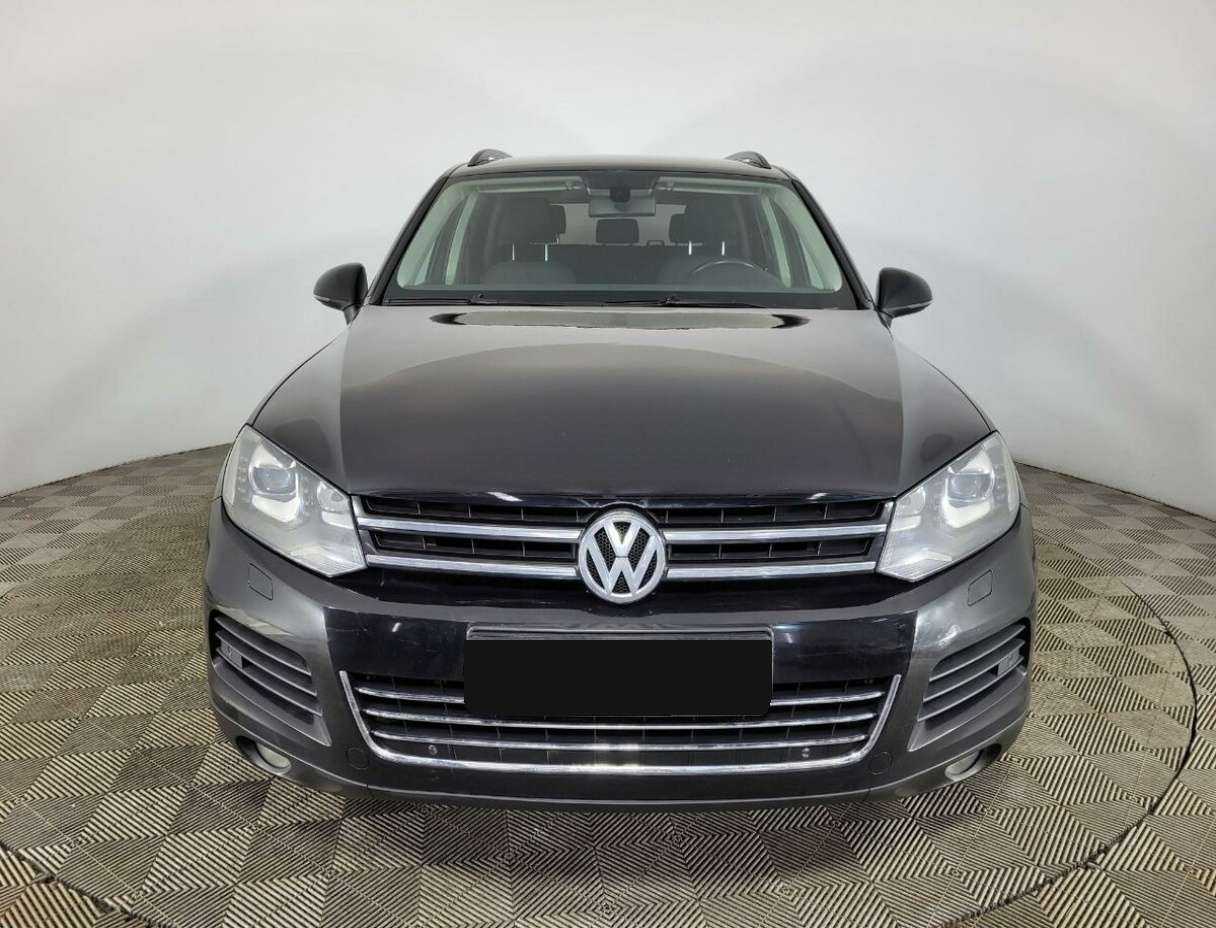 Volkswagen Touareg 2012 года с пробегом. Фото: #1