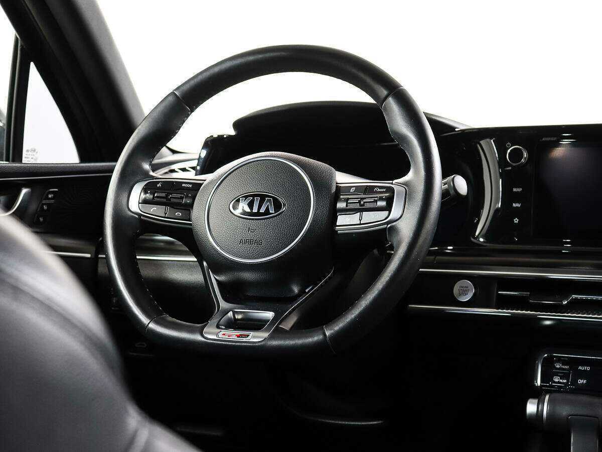 Kia K5 2021 года с пробегом. Фото: #13