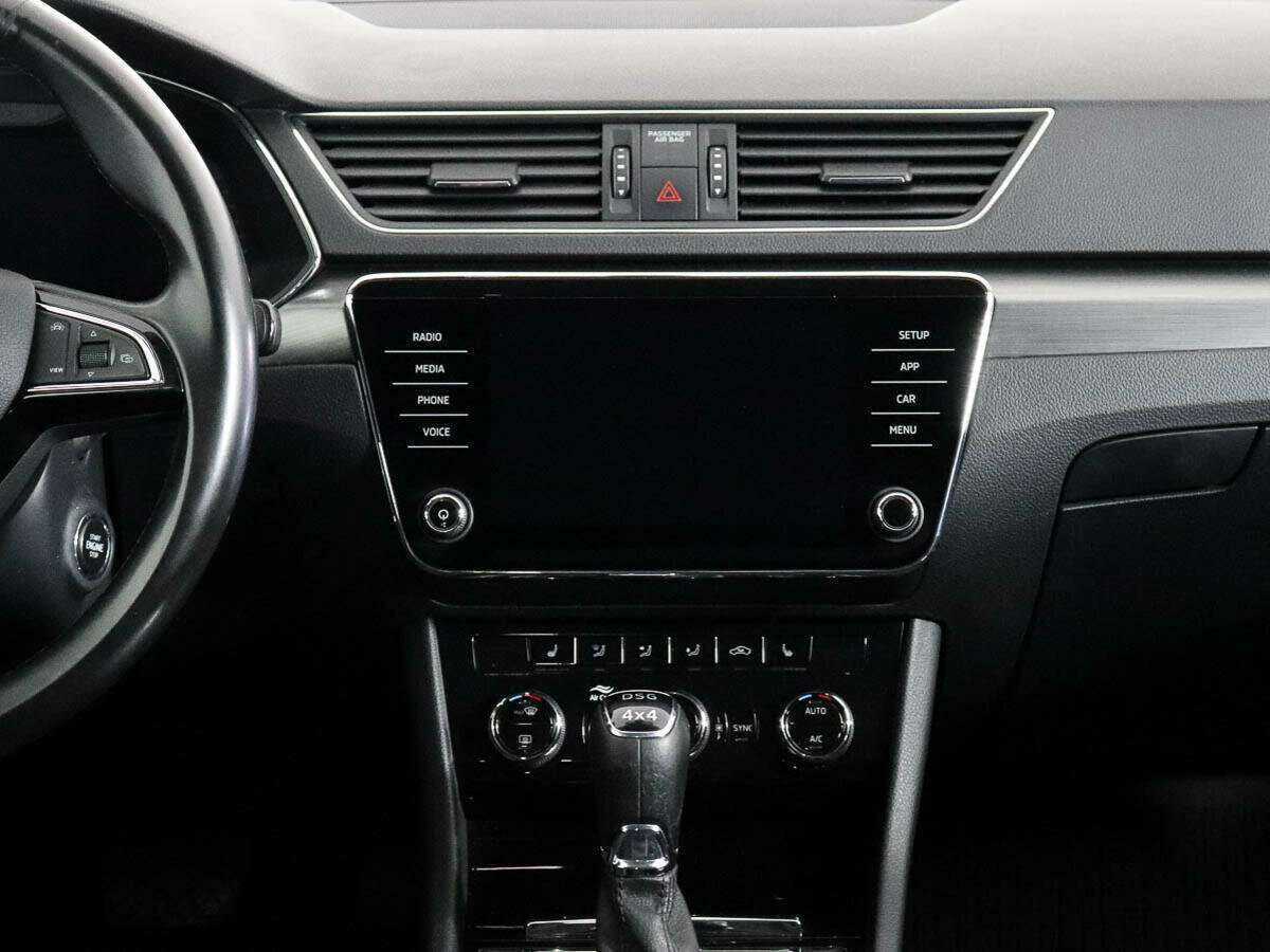 Skoda Superb 2019 года с пробегом. Фото: #12