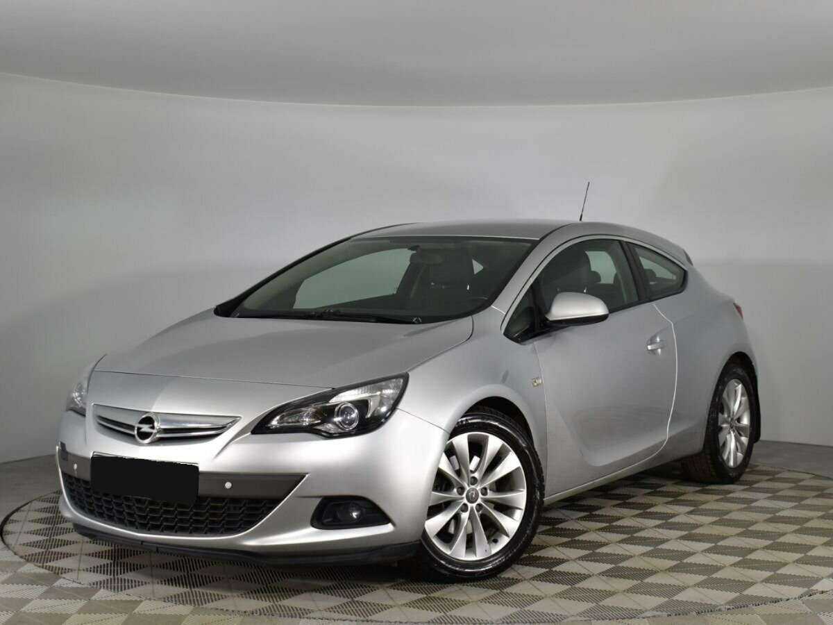 Opel Astra 2013 года с пробегом. Посмотреть фото