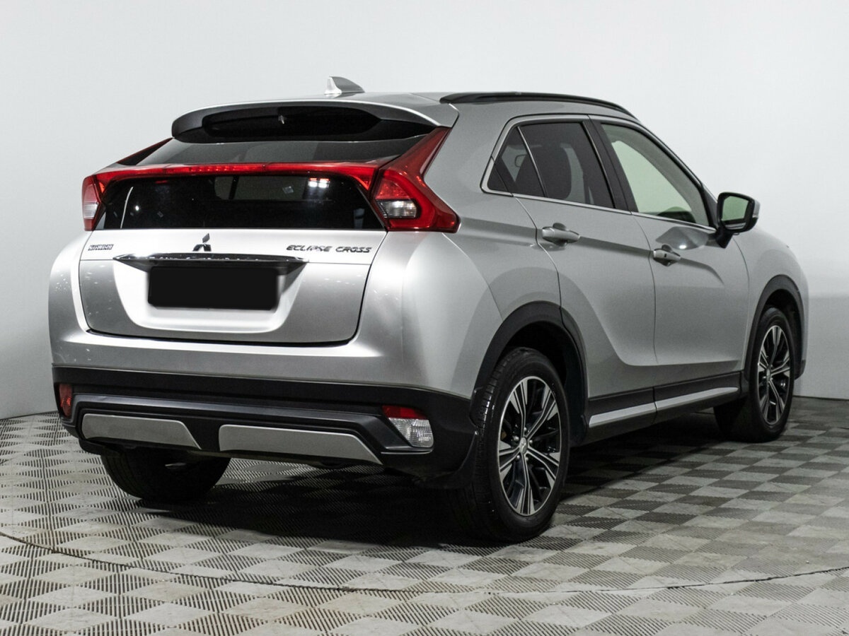 Mitsubishi Eclipse Cross 2018 года с пробегом. Фото: #4