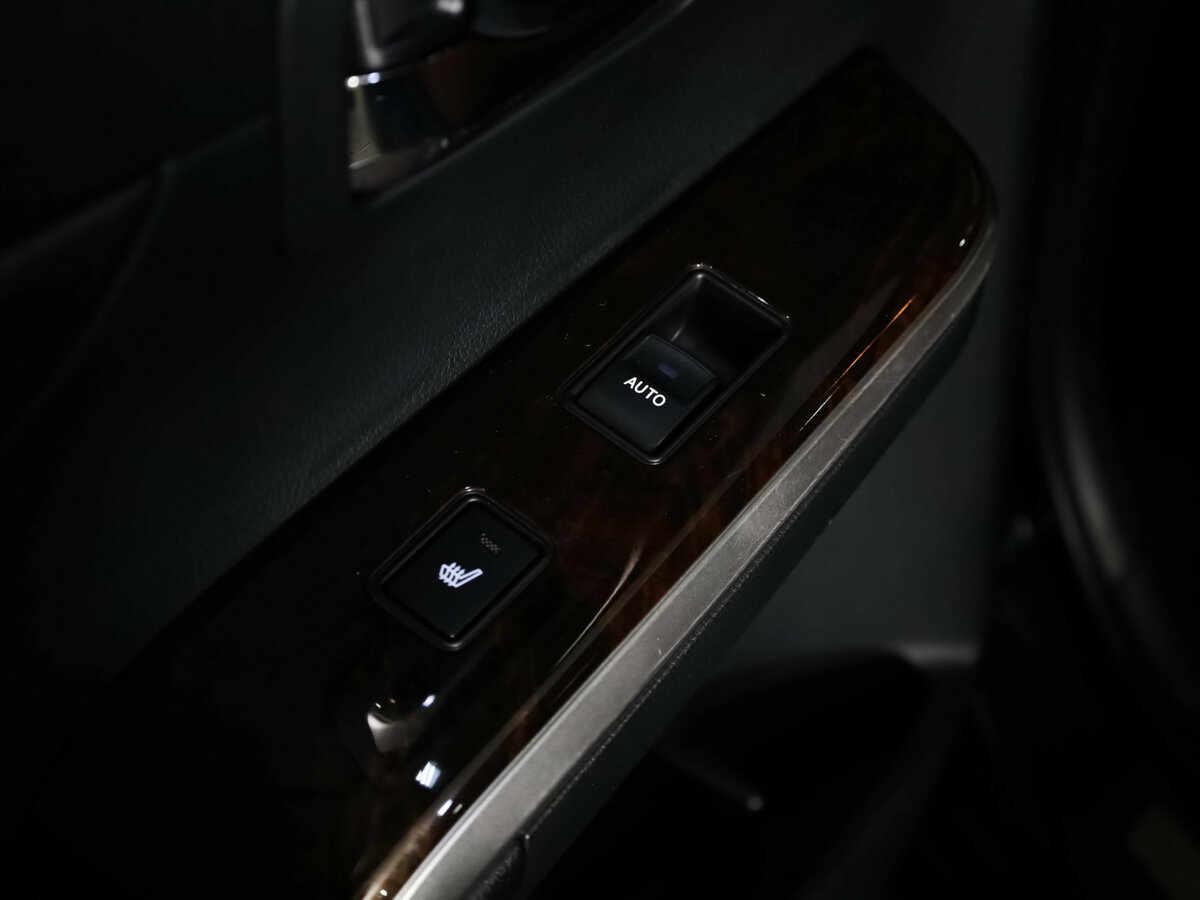 Toyota Camry 2016 года с пробегом. Фото: #16