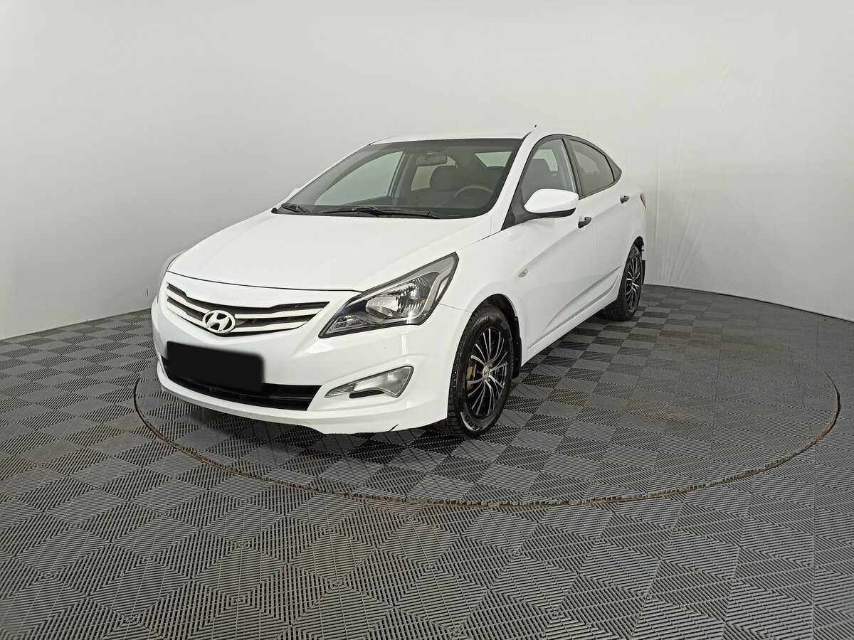 Hyundai Solaris 2015 года с пробегом. Посмотреть фото