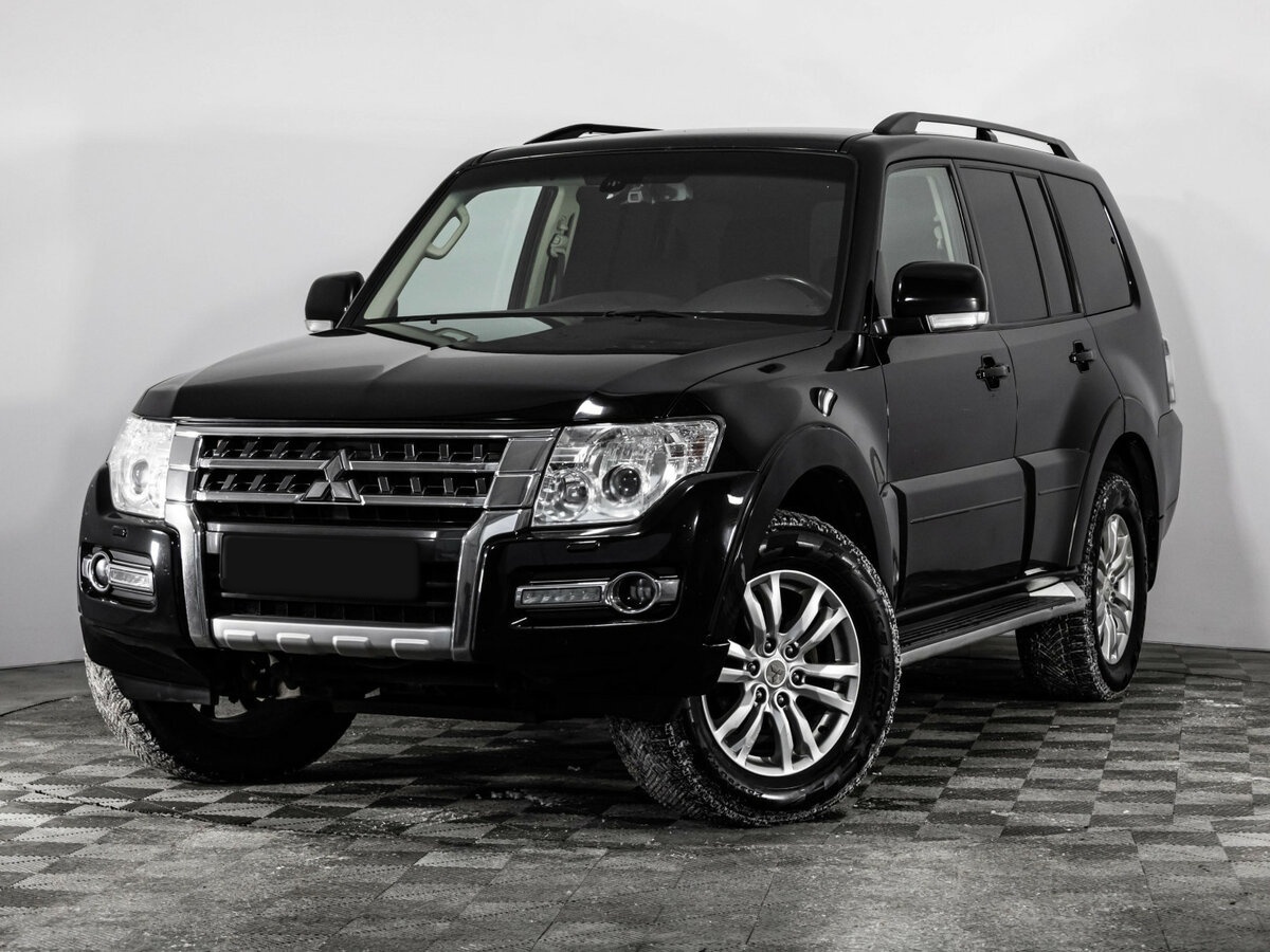 Mitsubishi Pajero 2014 года с пробегом. Посмотреть фото