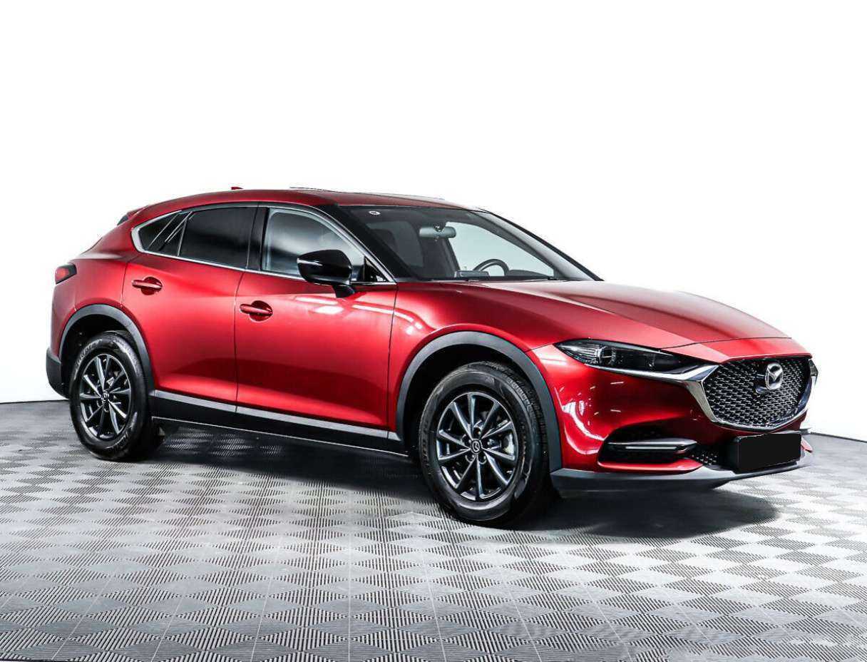 Mazda CX-4 2022 года с пробегом. Фото: #2