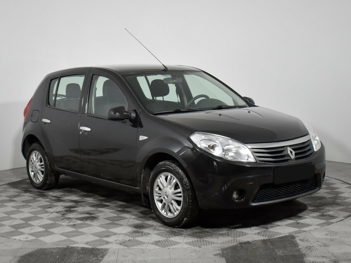 Renault Sandero 2014 года с пробегом. Фото: #2