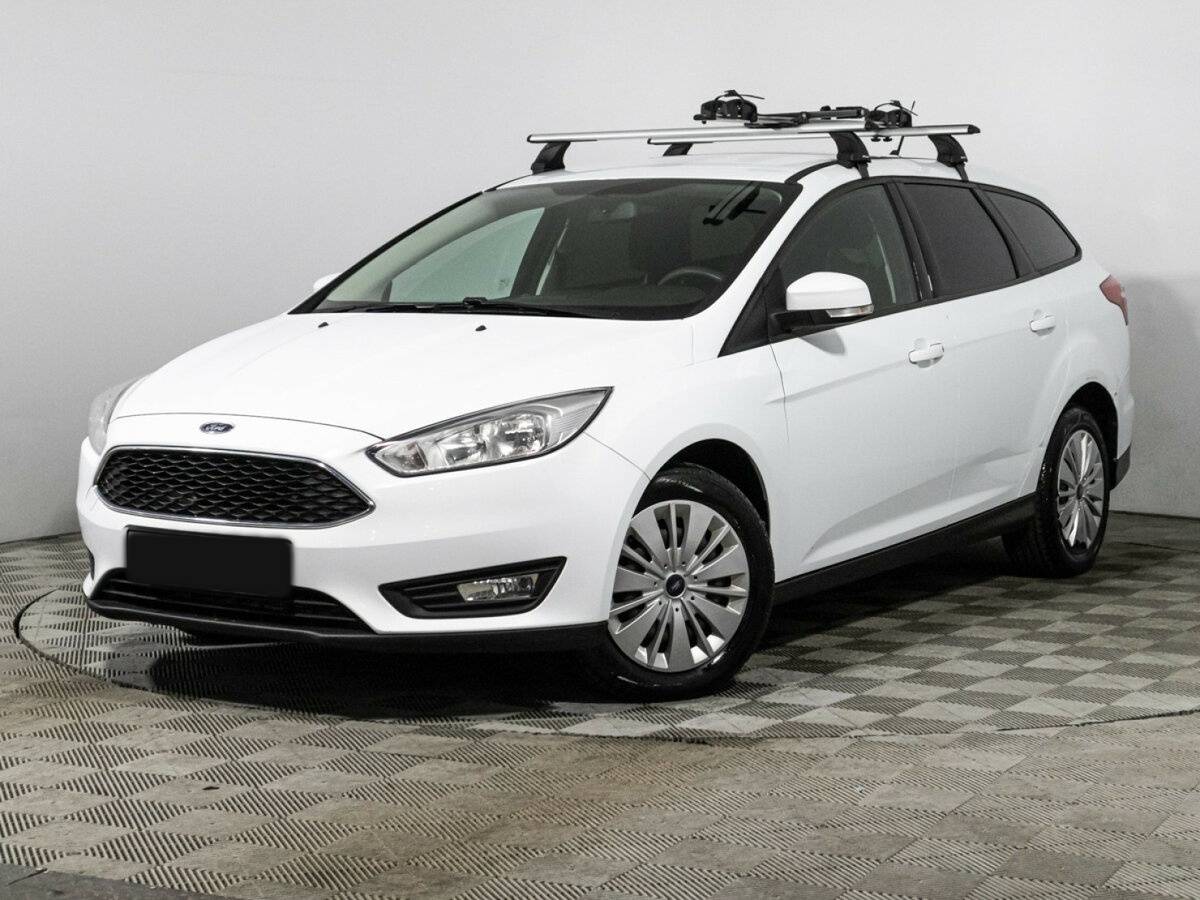 Ford Focus 2017 года с пробегом. Посмотреть фото