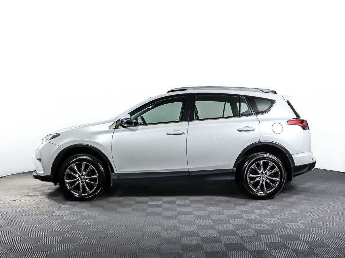 Toyota RAV4 2018 года с пробегом. Фото: #6