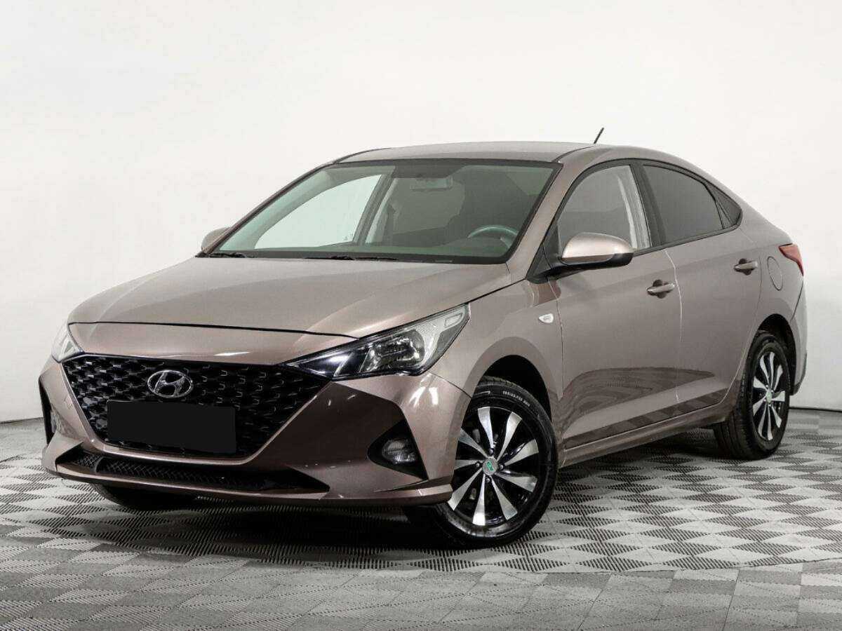 Hyundai Solaris 2020 года с пробегом. Посмотреть фото