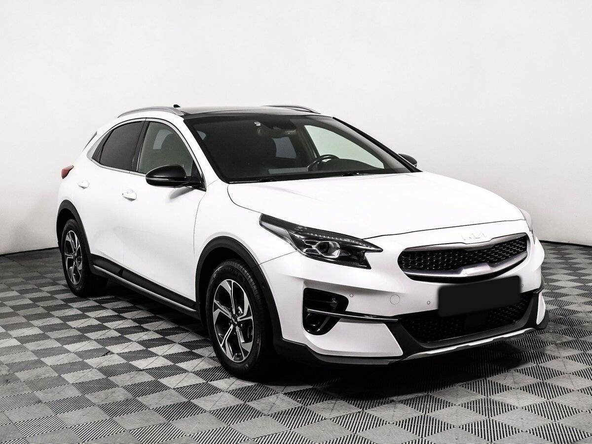 Kia XCeed 2021 года с пробегом. Фото: #2