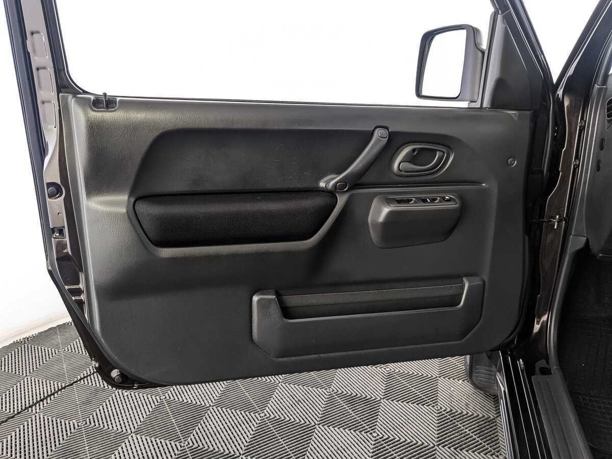 Suzuki Jimny 2017 года с пробегом. Фото: #13