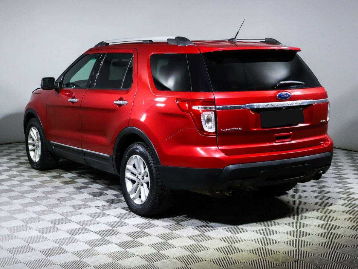 Ford Explorer 2012 года с пробегом. Фото: #4