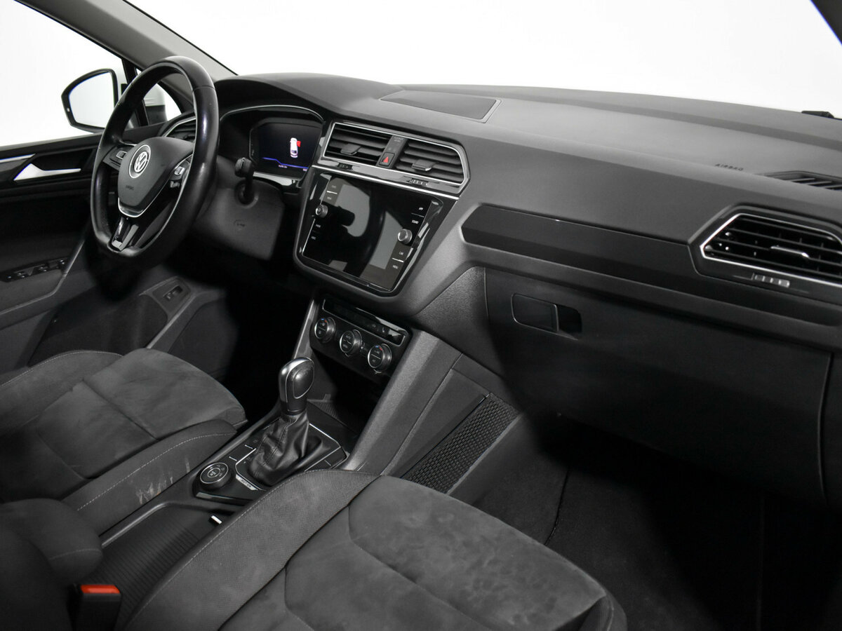Volkswagen Tiguan 2020 года с пробегом. Фото: #16