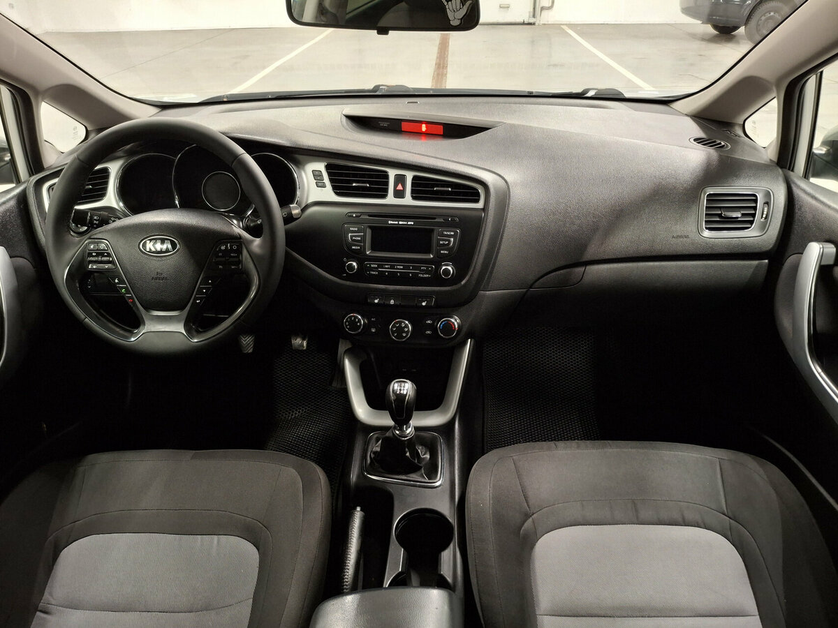 Kia Ceed 2013 года с пробегом. Фото: #13