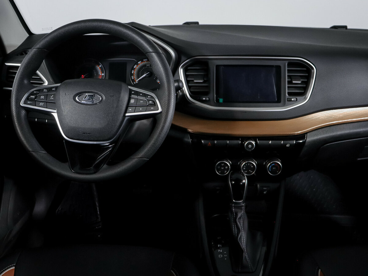 Lada (ВАЗ) Vesta 2024 года с пробегом. Фото: #8