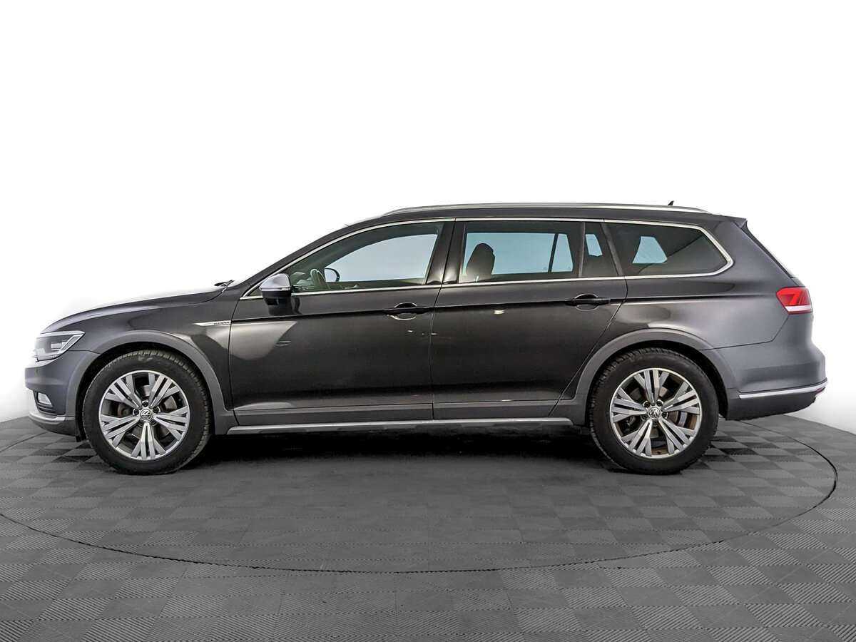 Volkswagen Passat 2018 года с пробегом. Фото: #7