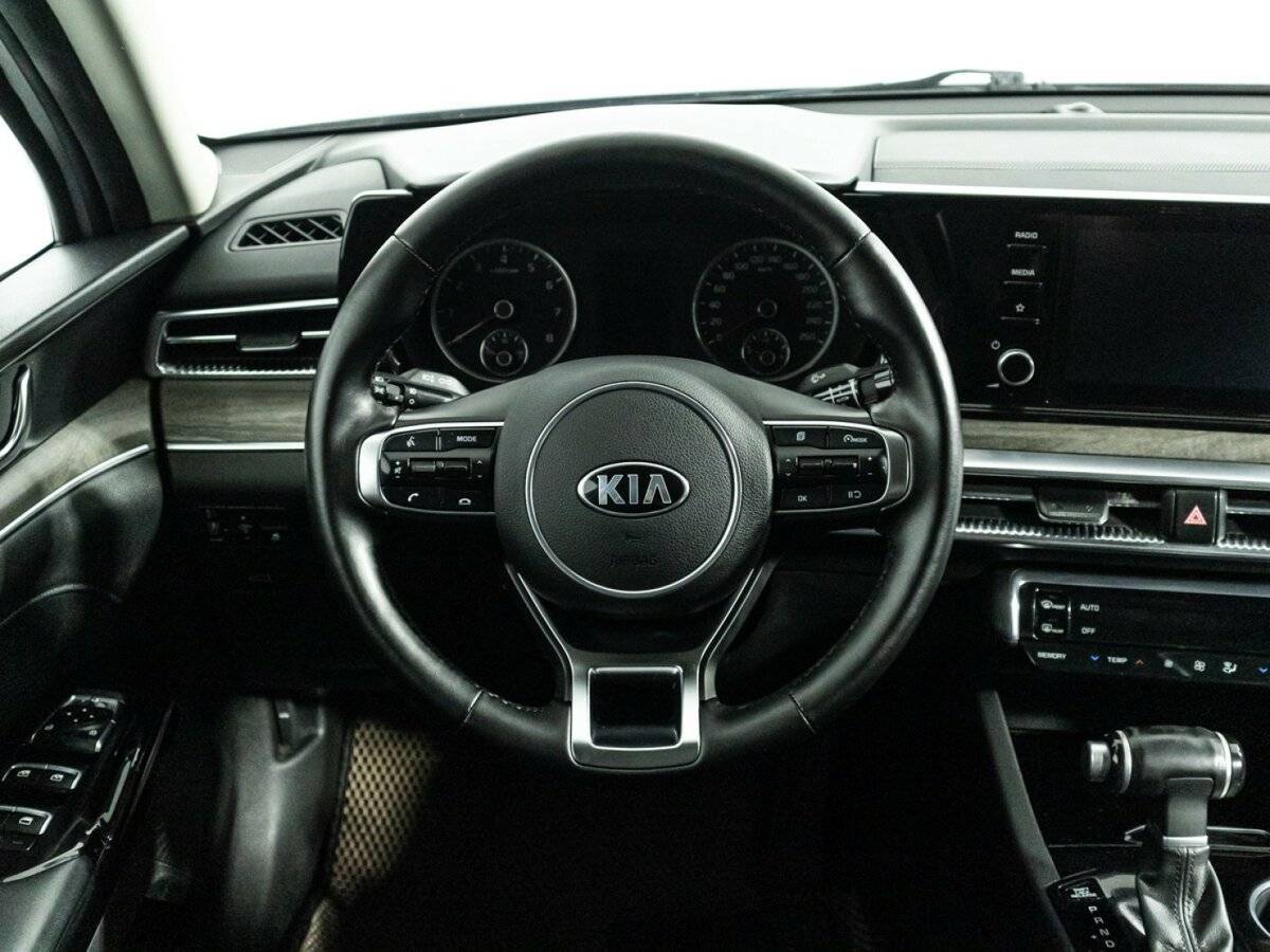 Kia K5 2020 года с пробегом. Фото: #23