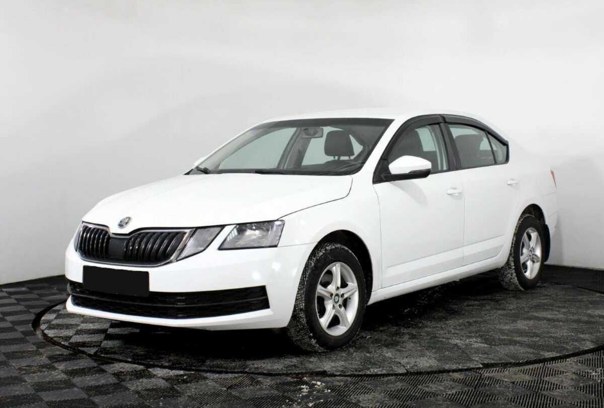 Skoda Octavia 2017 года с пробегом. Посмотреть фото