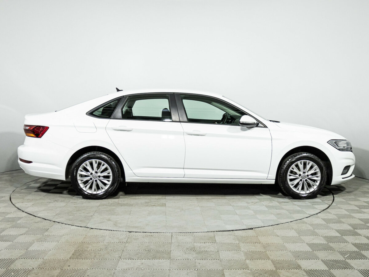 Volkswagen Jetta 2020 года с пробегом. Фото: #3