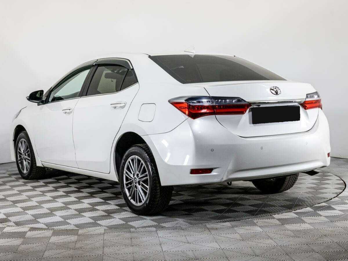 Toyota Corolla 2018 года с пробегом. Фото: #6
