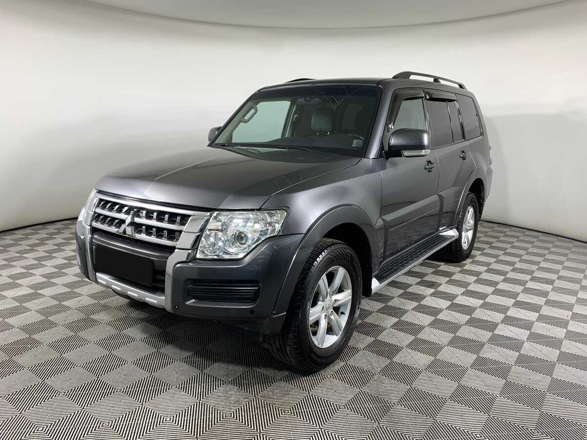 Mitsubishi Pajero 2015 года с пробегом. Фото: #0