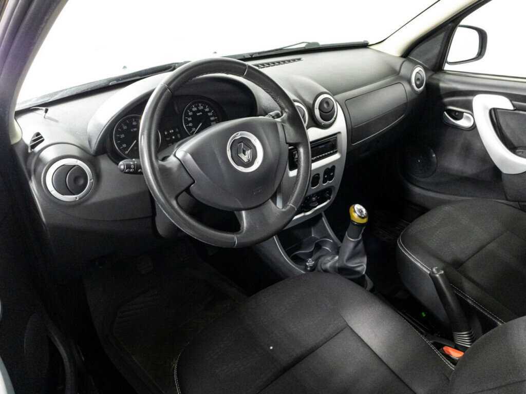 Renault Sandero 2013 года с пробегом. Фото: #10