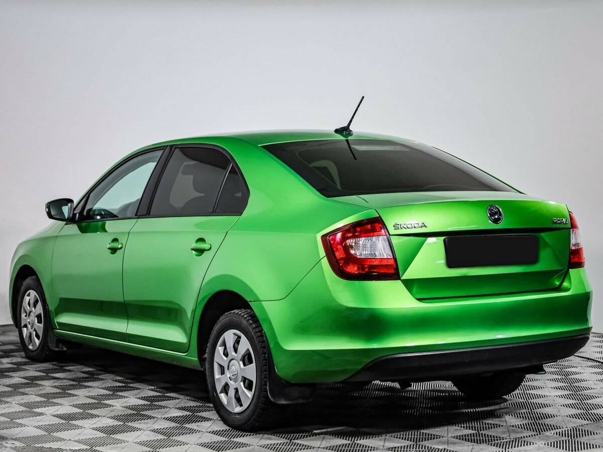 Skoda Rapid 2018 года с пробегом. Фото: #5