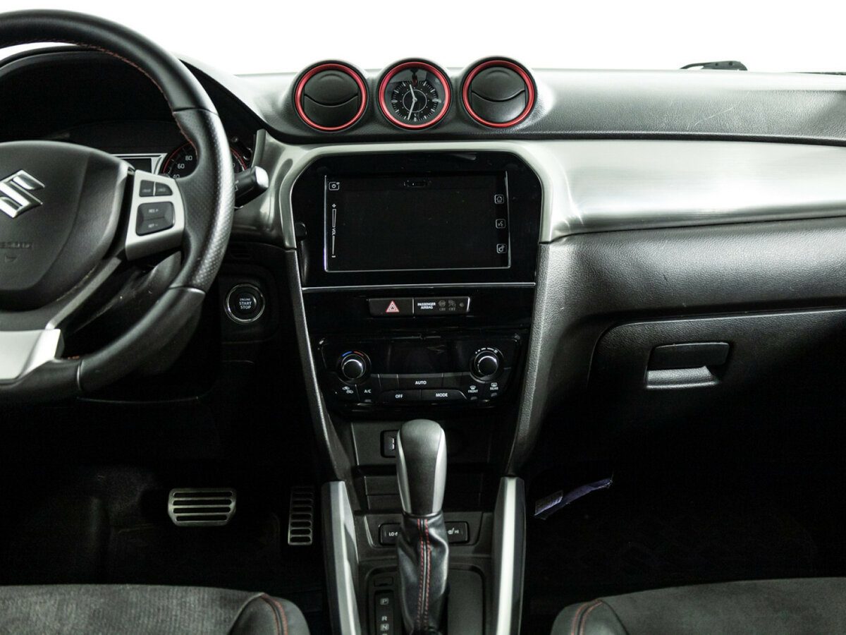 Suzuki Vitara 2018 года с пробегом. Фото: #13