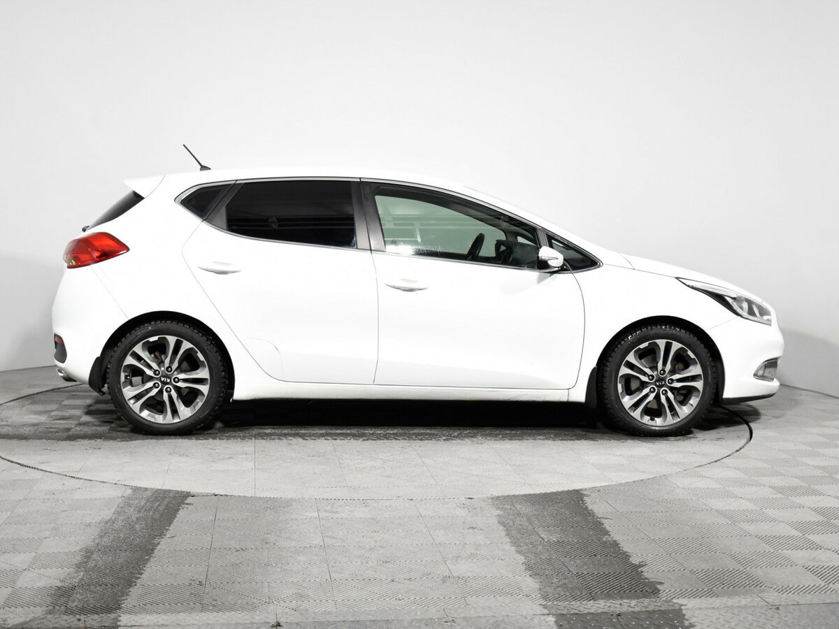 Kia Ceed 2013 года с пробегом. Фото: #3