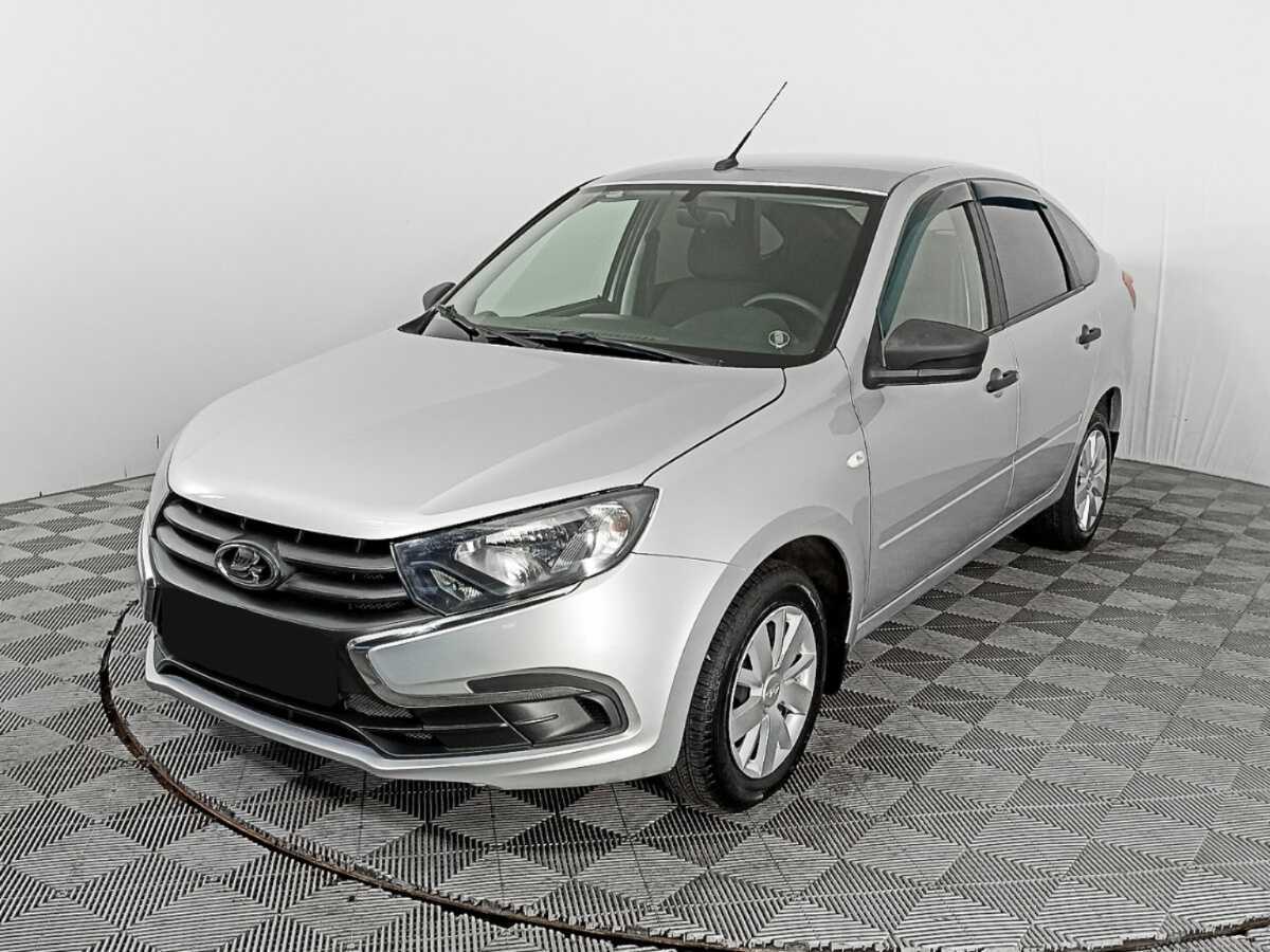 Lada (ВАЗ) Granta 2018 года с пробегом. Посмотреть фото
