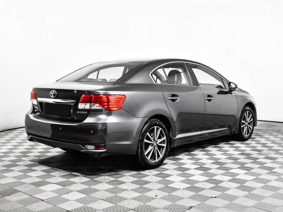 Toyota Avensis 2012 года с пробегом. Фото: #3