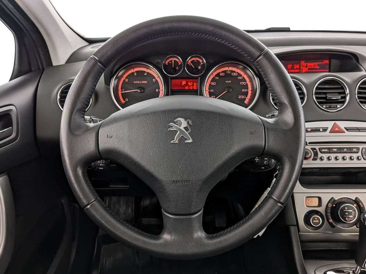 Peugeot 408 2013 года с пробегом. Фото: #21