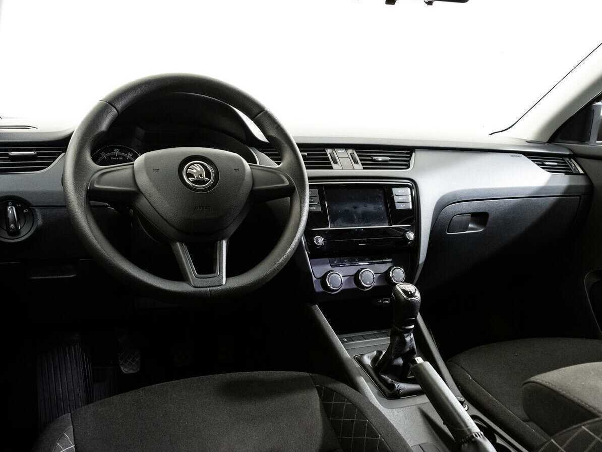 Skoda Octavia 2020 года с пробегом. Фото: #8