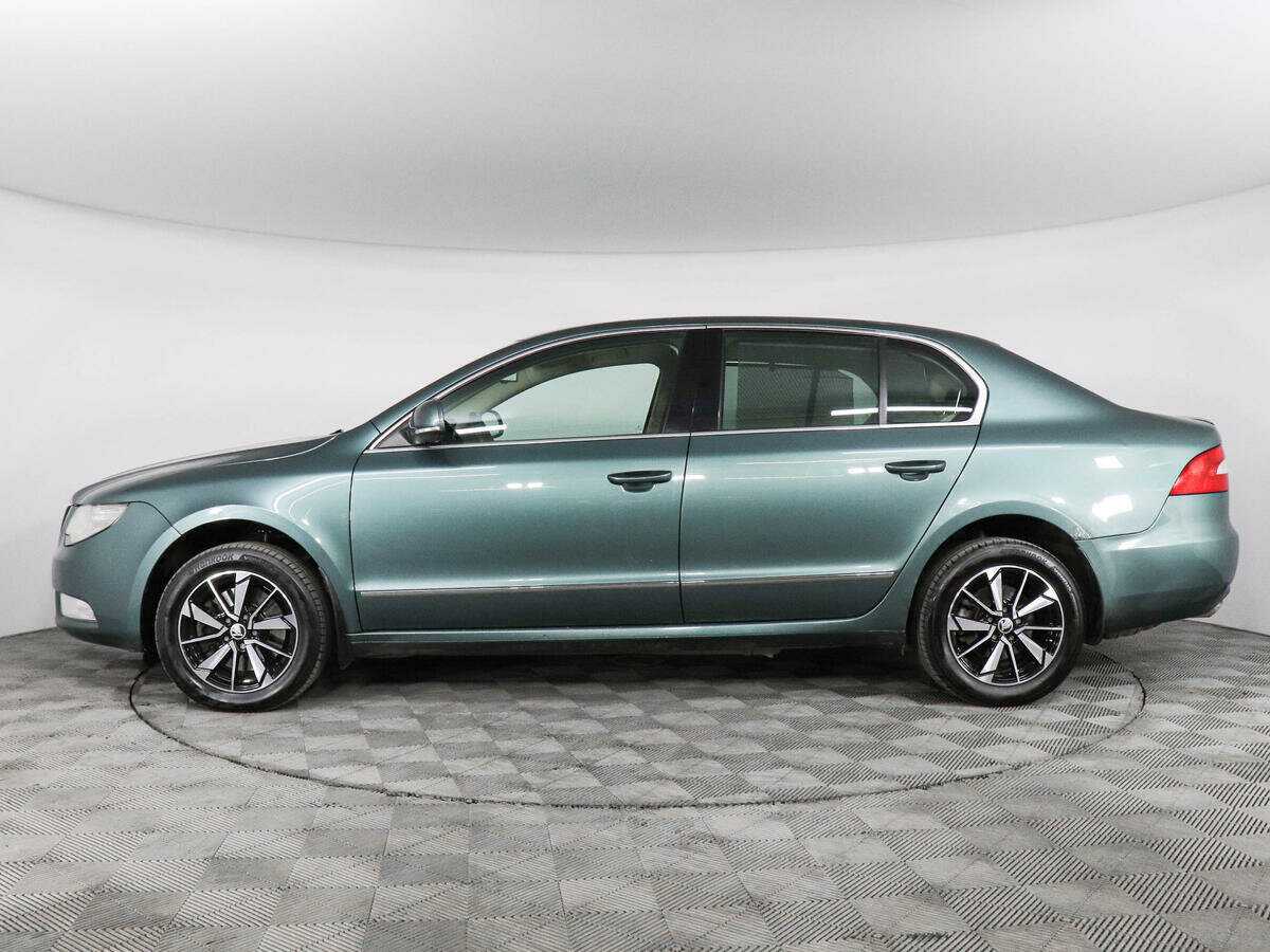Skoda Superb 2012 года с пробегом. Фото: #7