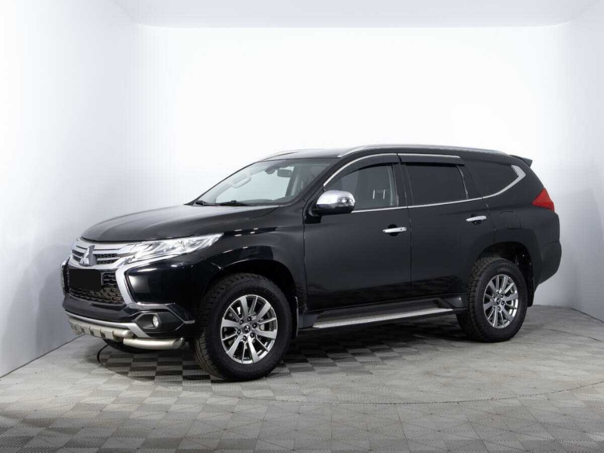 Mitsubishi Pajero Sport 2017 года с пробегом. Фото: #0