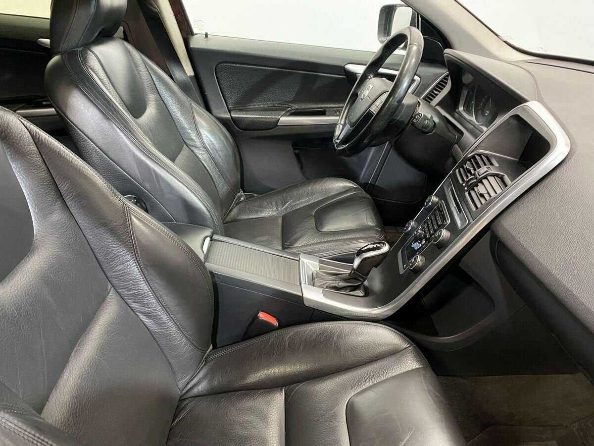 Volvo XC60 2013 года с пробегом. Фото: #9