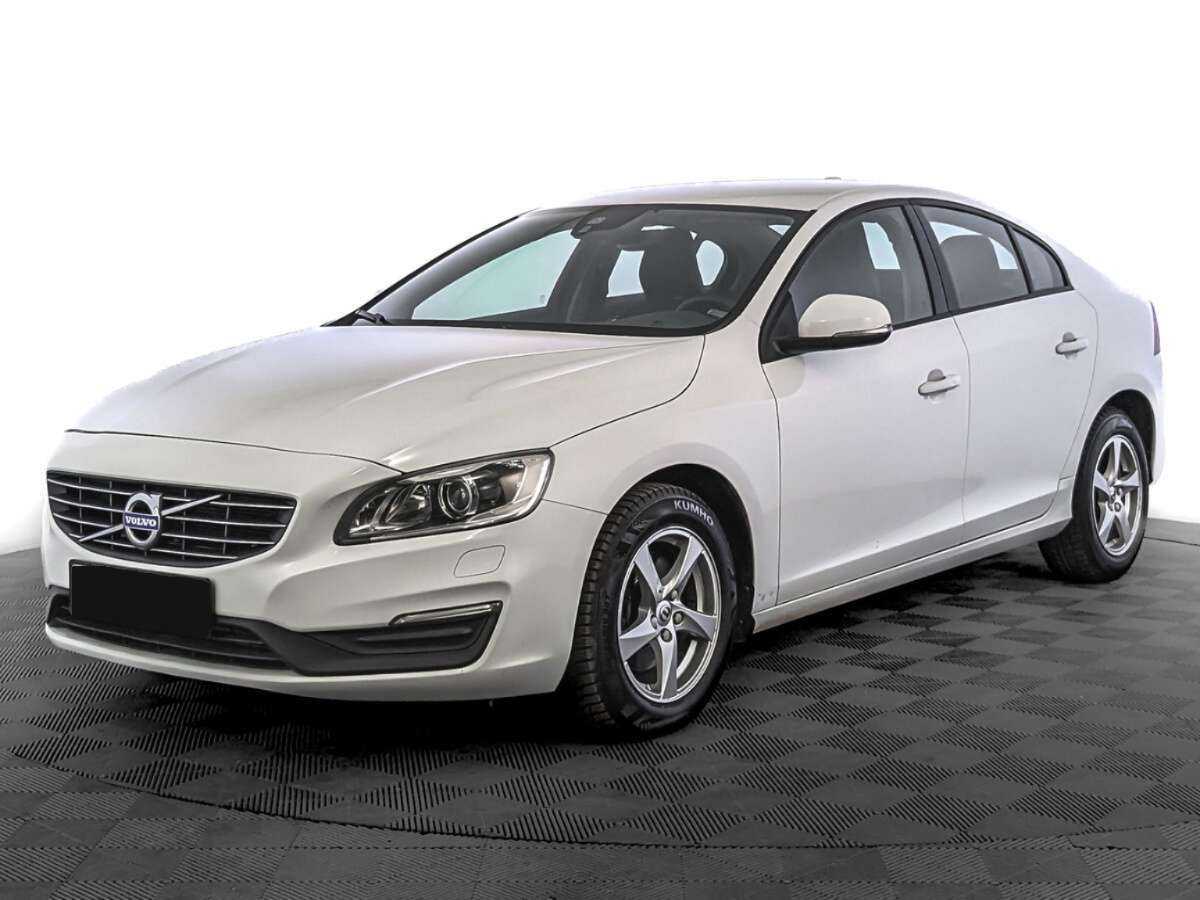 Volvo S60 2015 года с пробегом. Фото: #0