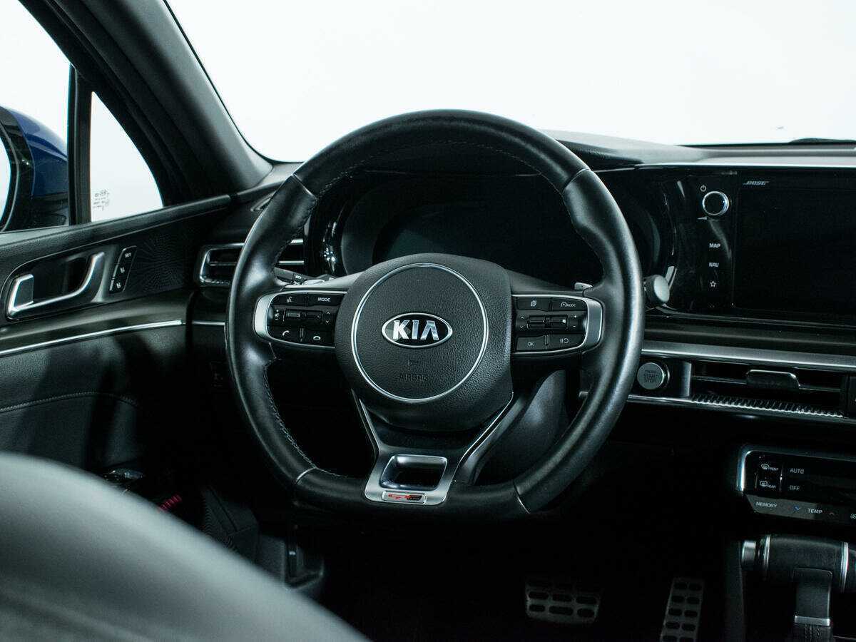 Kia K5 2021 года с пробегом. Фото: #13