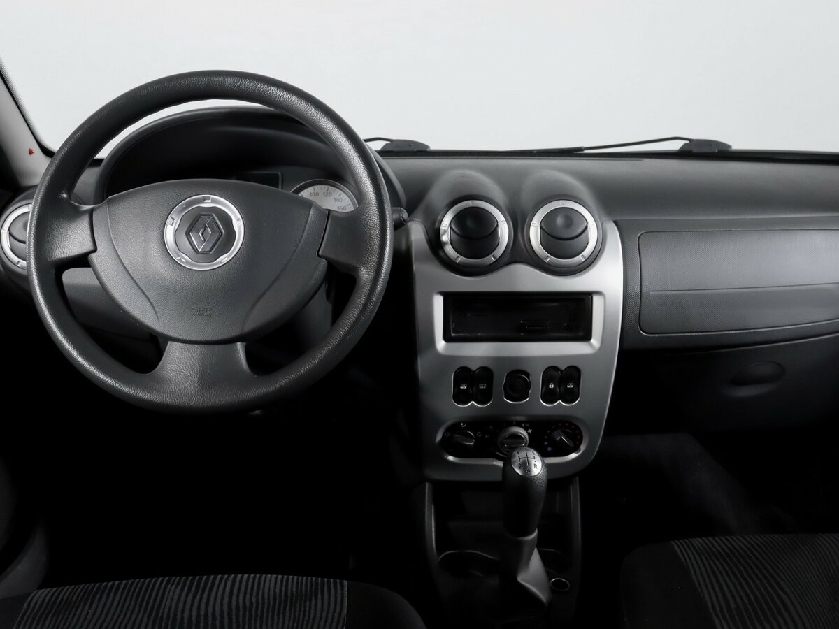 Renault Sandero 2012 года с пробегом. Фото: #8