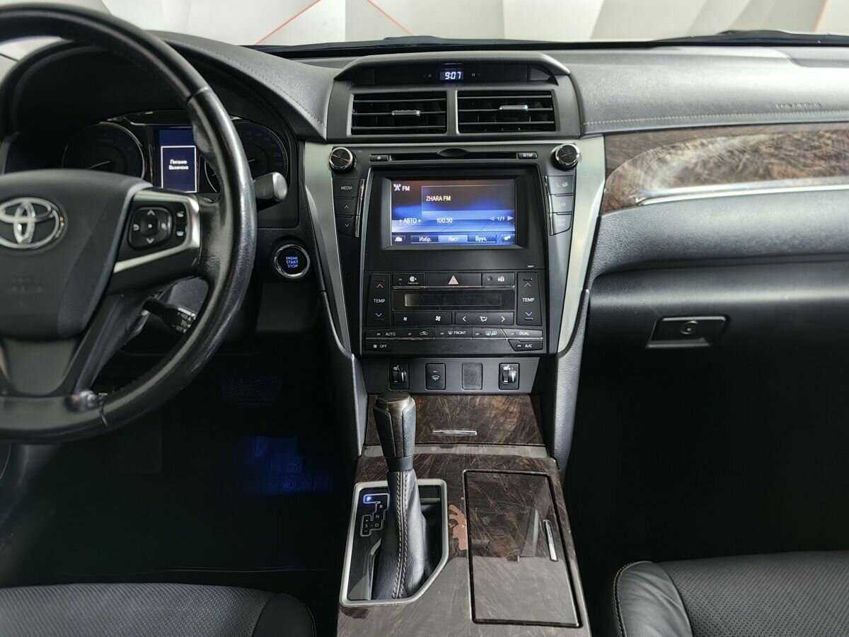 Toyota Camry 2017 года с пробегом. Фото: #10